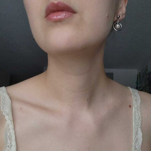 Vintage classic silver and pearl hoop earrings - Picture 3 of 7